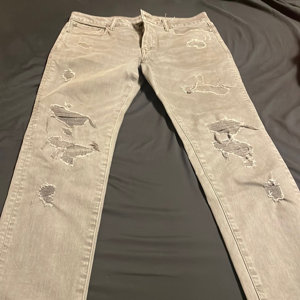 Men’s AE skinny jeans